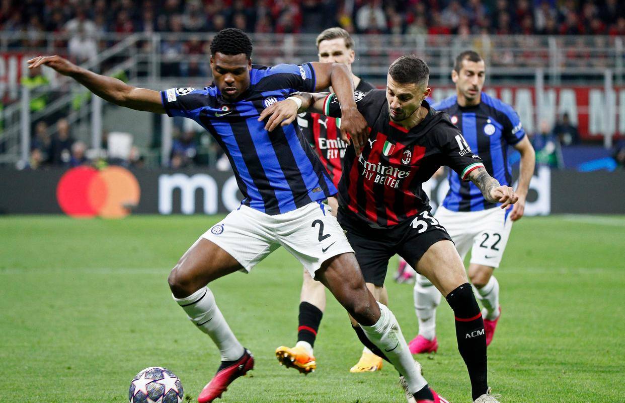 九游游戏-佛罗伦萨实现惊艳开局，冲击欧冠资格