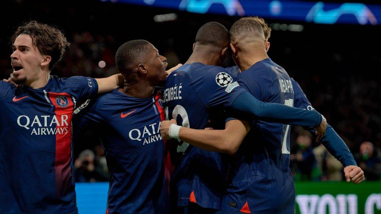 九游中国-包含巴塞罗那遭遇史上最惨败，欧冠比赛宣告终结，球迷心痛的词条