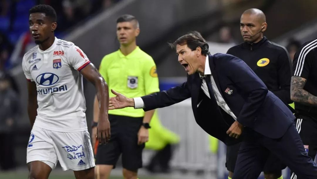 关于亚眠将迎战里尔，双方实力对比悬殊的信息