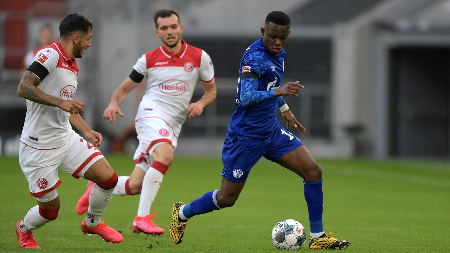 九游娱乐网站-关于斯洛文尼亚客场不敌，晋级前景难测的信息