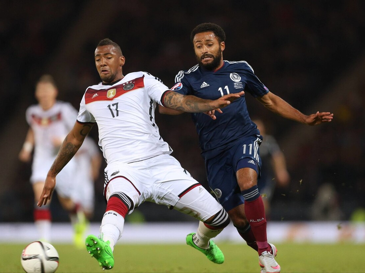 欧洲杯精彩瞬间不容错过,赛场动人的简单介绍 欧洲杯精彩瞬间不容错过,赛场动人的简单介绍