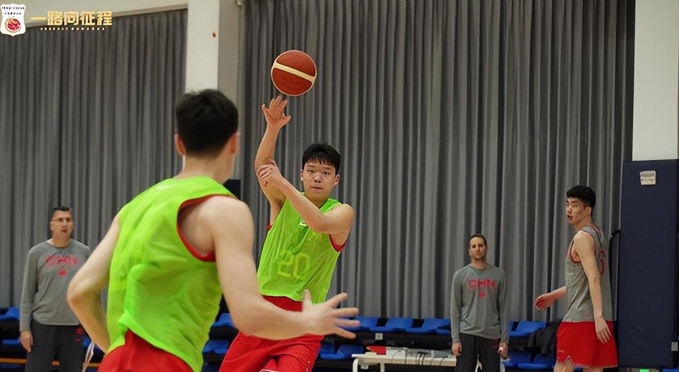 关于国际篮球舞台迎来新星,联赛愈加精彩的信息 关于国际篮球舞台迎来新星,联赛愈加精彩的信息