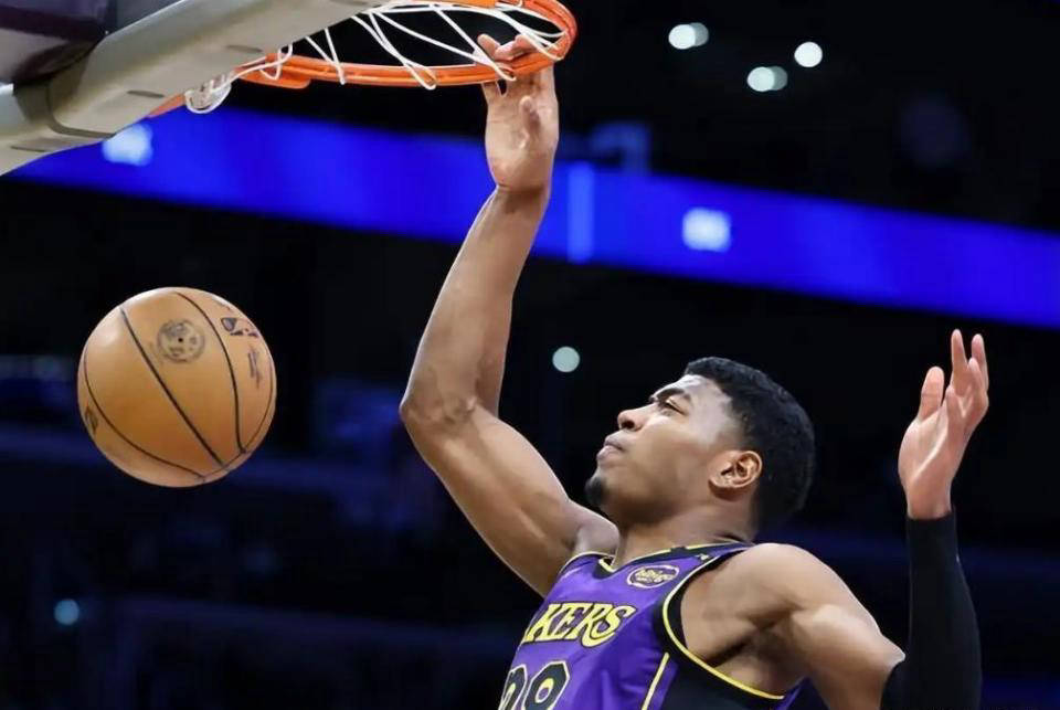 湖人大将延续稳定表现,带领球队赢下比赛的简单介绍 湖人大将延续稳定表现,带领球队赢下比赛的简单介绍