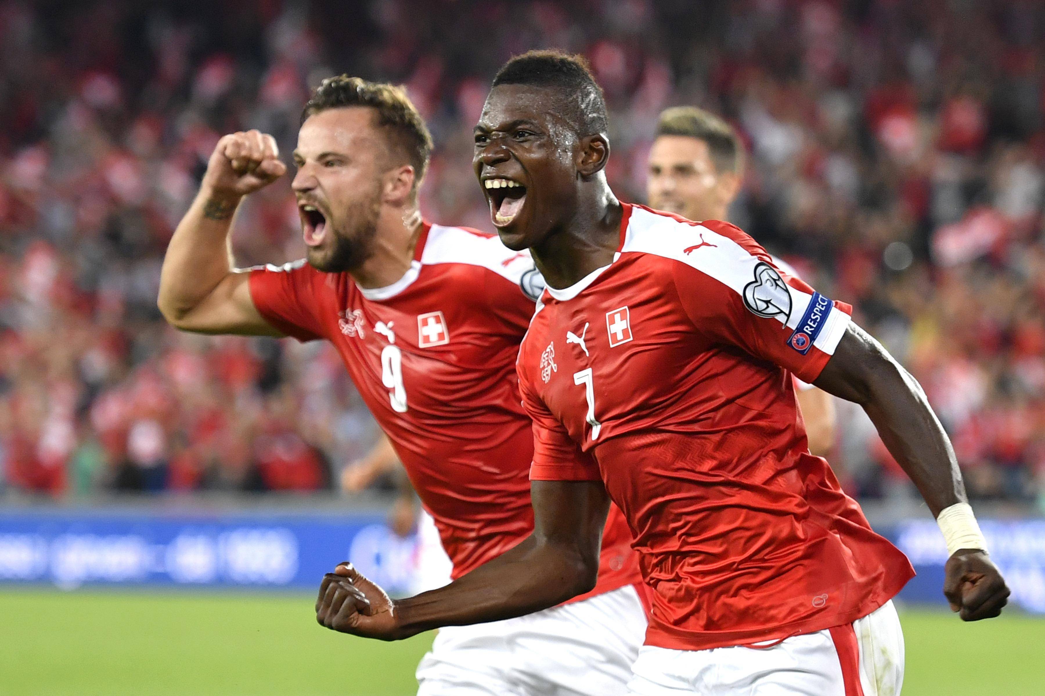 强队实力碾压，欧预赛夺冠热门浮现！的简单介绍