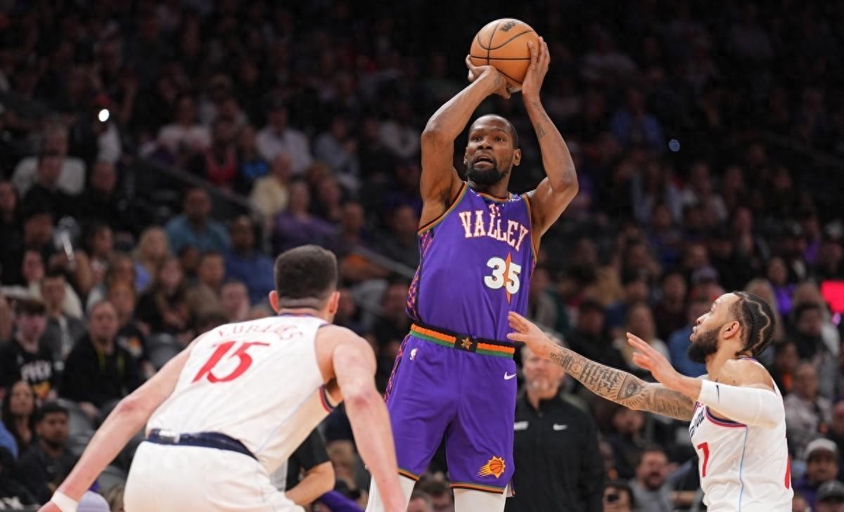 NBA西部豪强之战快船队逆转太阳队获胜 NBA西部豪强之战快船队逆转太阳队获胜