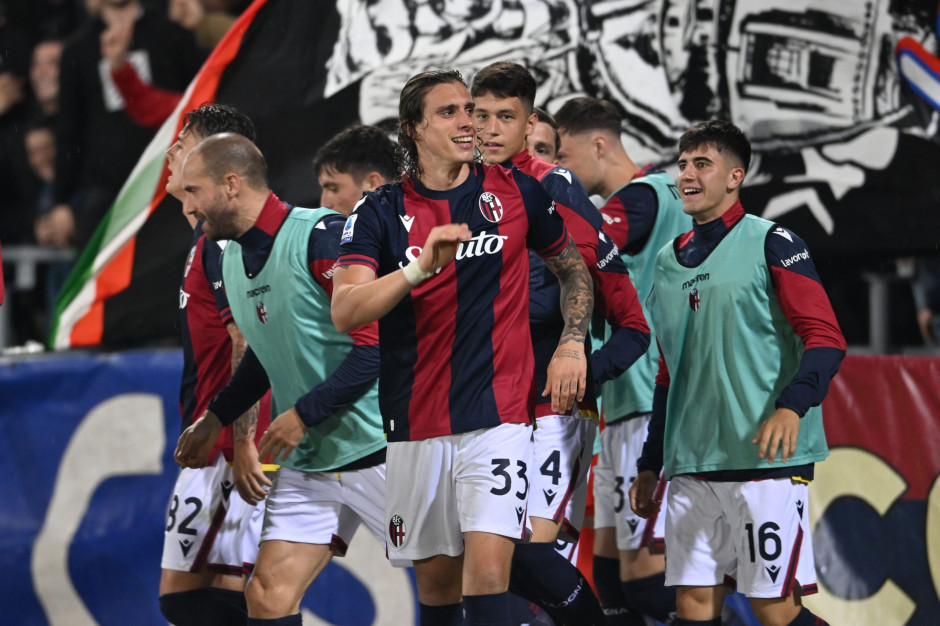 九游娱乐官方网站-包含卡利亚里遭到连败，球迷心情低落的词条