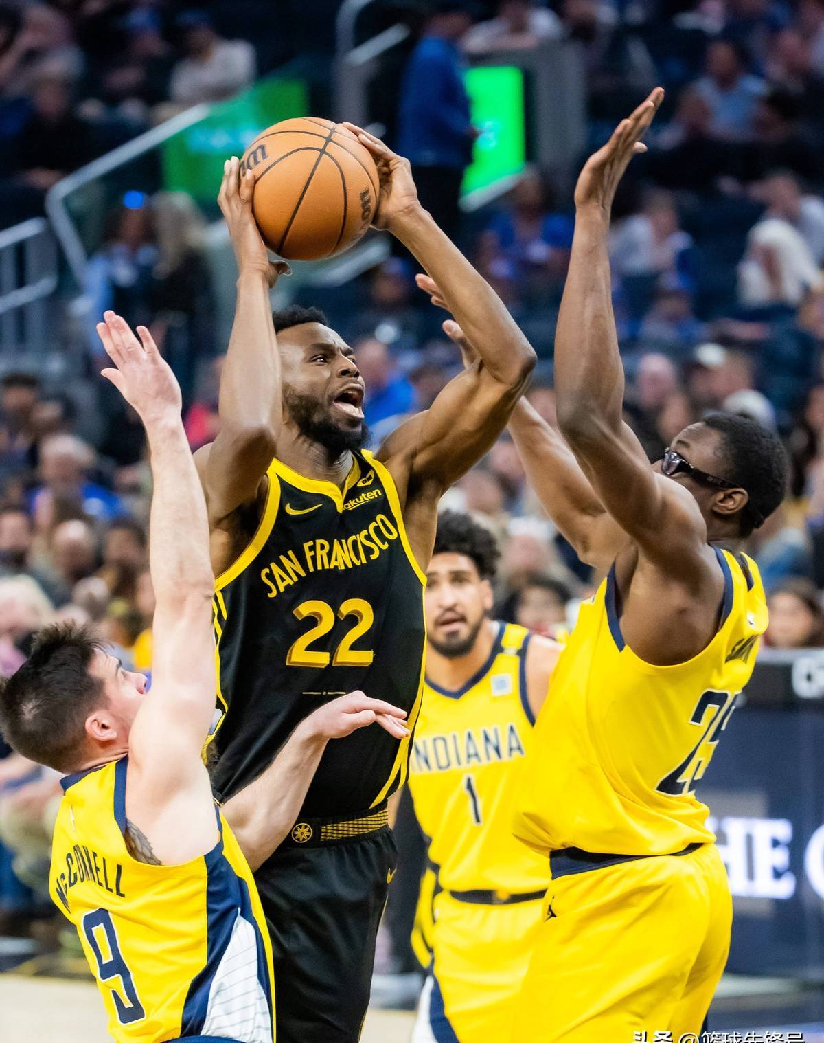 九游娱乐网页-步行者不敌勇士，遭遇两连败