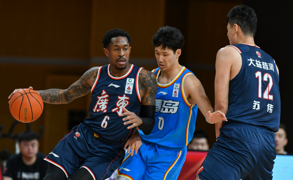 九游娱乐首页-连胜势头难挡！冰球豪取十连胜的简单介绍