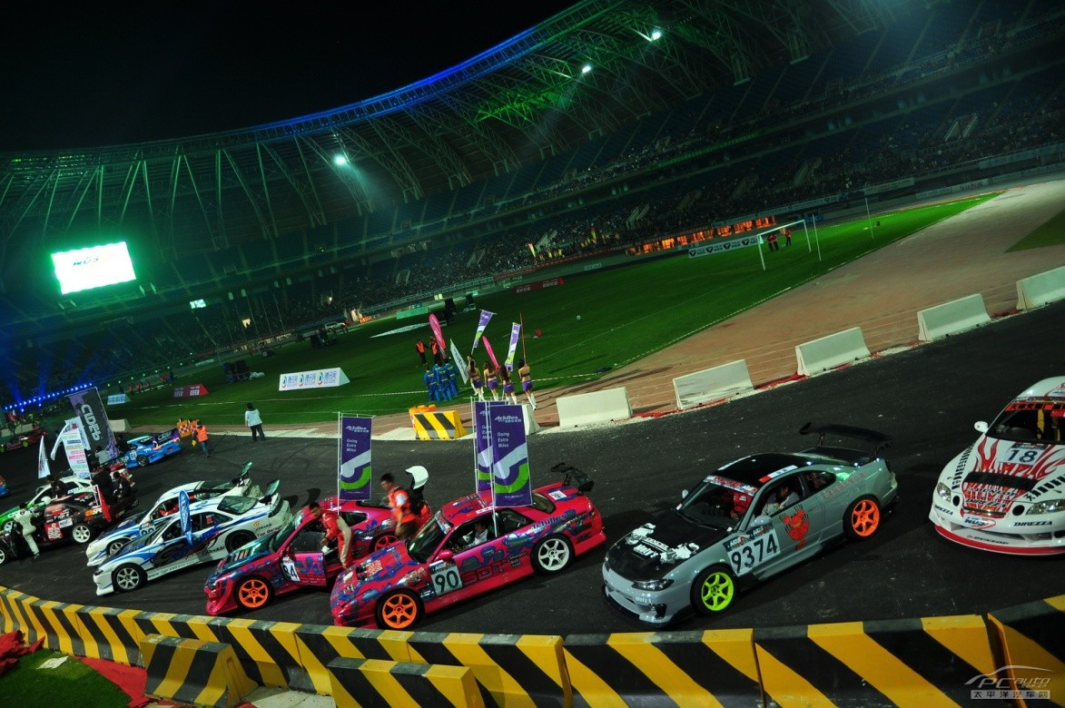 包含赛车小组赛落幕,强队悉数晋级的词条 包含赛车小组赛落幕,强队悉数晋级的词条