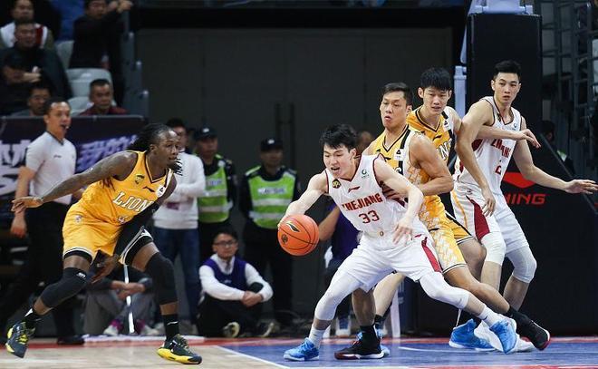 九游娱乐-国王对阵广厦队，西亚卡姆硬仗之王